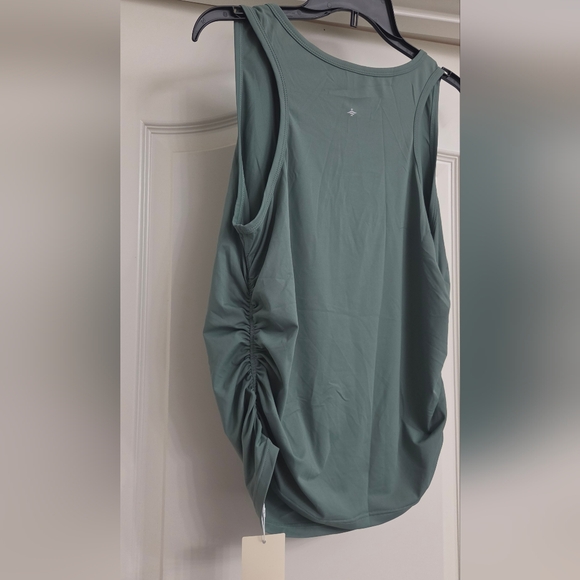 Halara Round Neck Racerback Ruched Yoga Tank Top - Picture 3 of 10